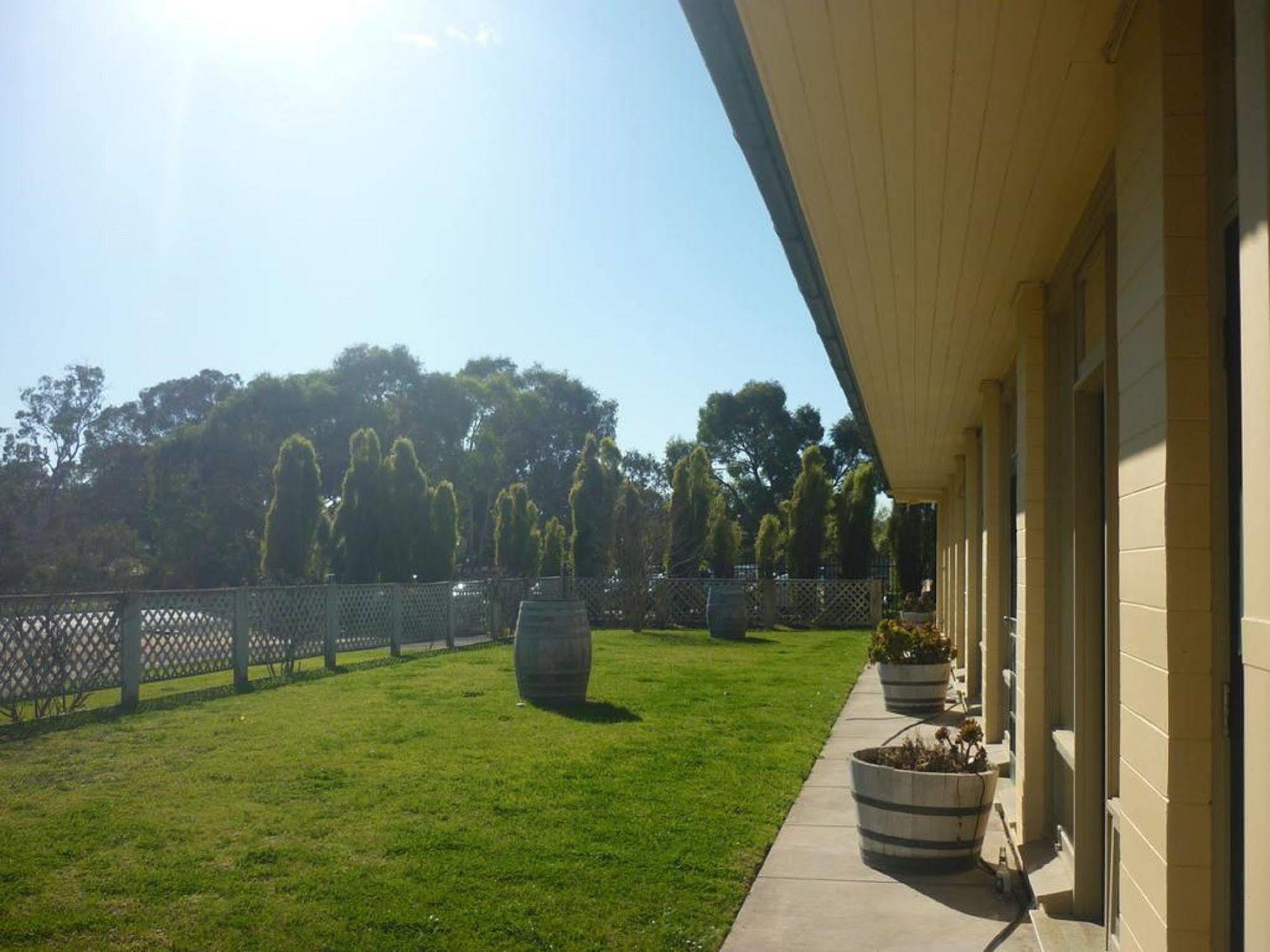 Naracoorte Hotel Motel Экстерьер фото