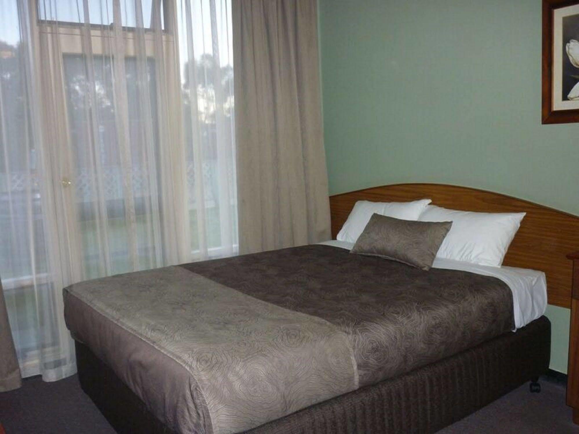 Naracoorte Hotel Motel Экстерьер фото